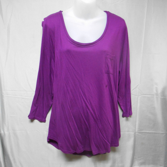 Lane Bryant Tops - NWOT Lane Bryant plum scoop neck top 18/20